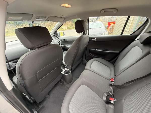 Used Hyundai i20 2012 for sale - 75658015: Photo 30