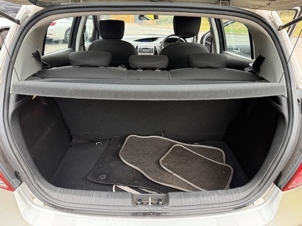 Used Hyundai i20 2012 for sale - 75658015: Photo 31