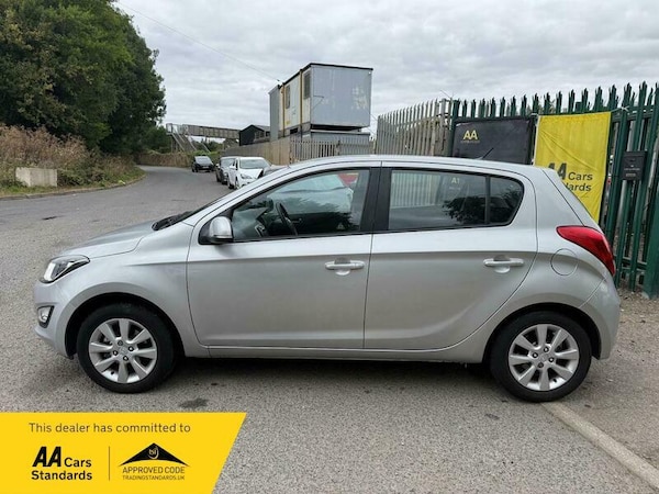 Used Hyundai i20 2012 for sale - 75658015: Photo 4
