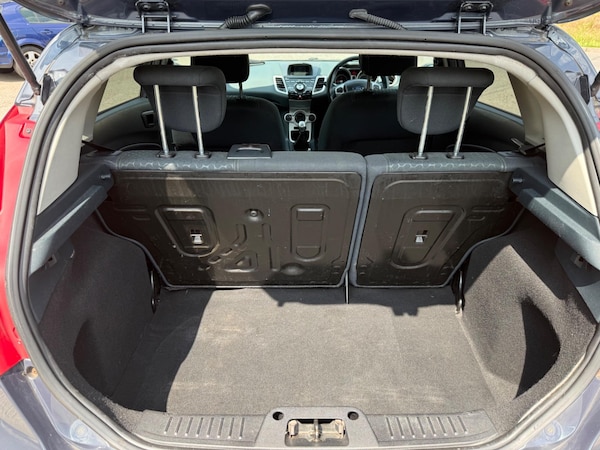 Used Ford Fiesta 2011 for sale - 74957978: Photo 28