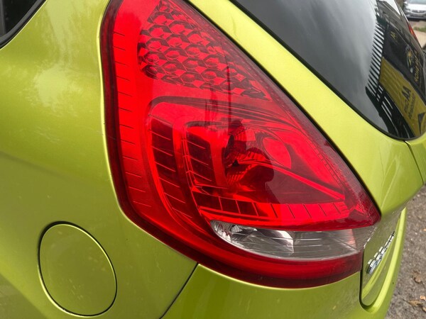 Used Ford Fiesta 2009 for sale - 76240015: Photo 11