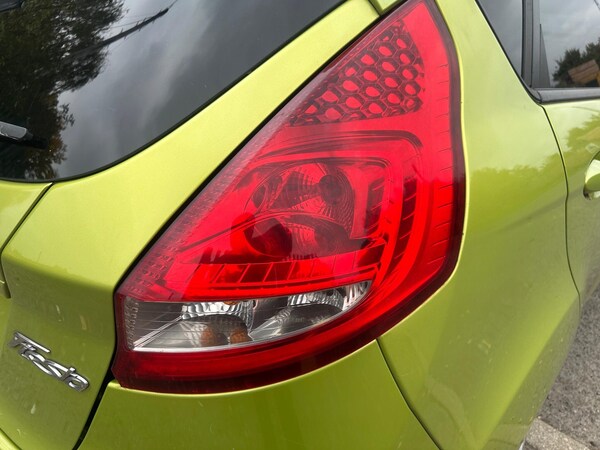 Used Ford Fiesta 2009 for sale - 76240015: Photo 12