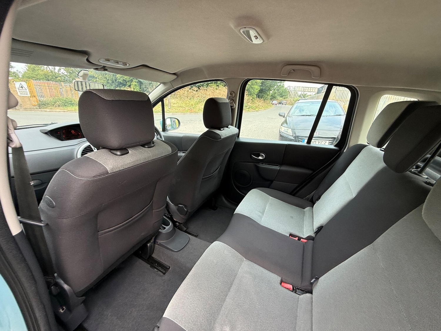 Vehicle 28