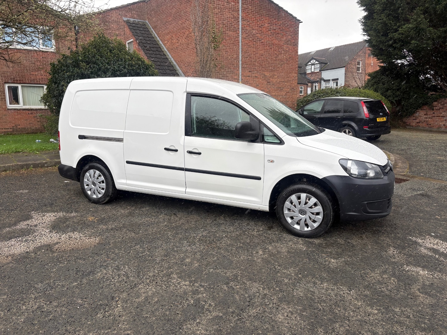 Used Volkswagen Caddy 2015 for sale - 78012800: Photo 3