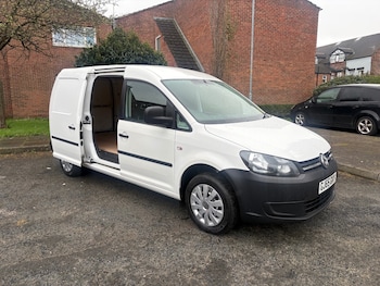 Used Volkswagen Caddy 2015 for sale - 78012800: Photo