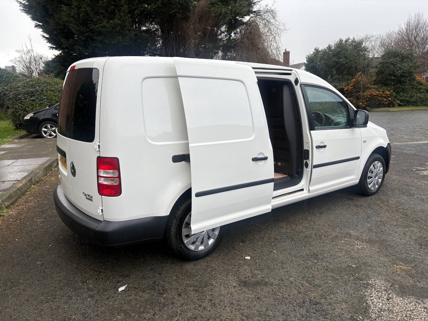 Used Volkswagen Caddy 2015 for sale - 78012800: Photo 5