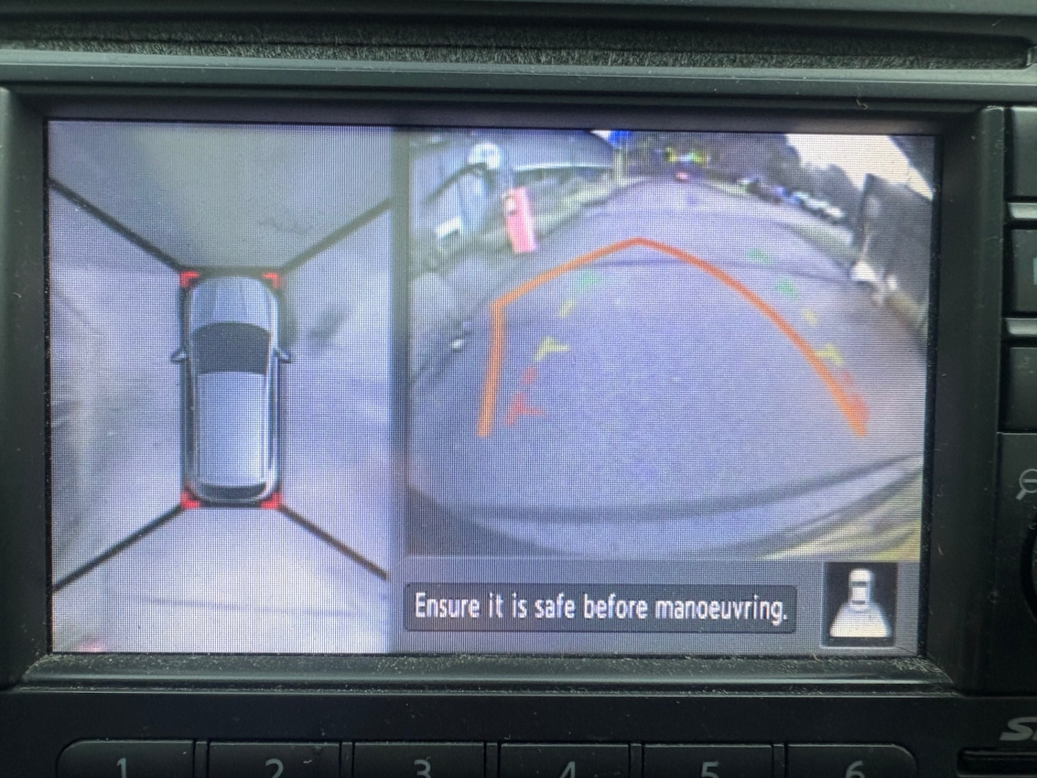 Used Nissan Qashqai 2012 for sale - 76611354: Photo 11