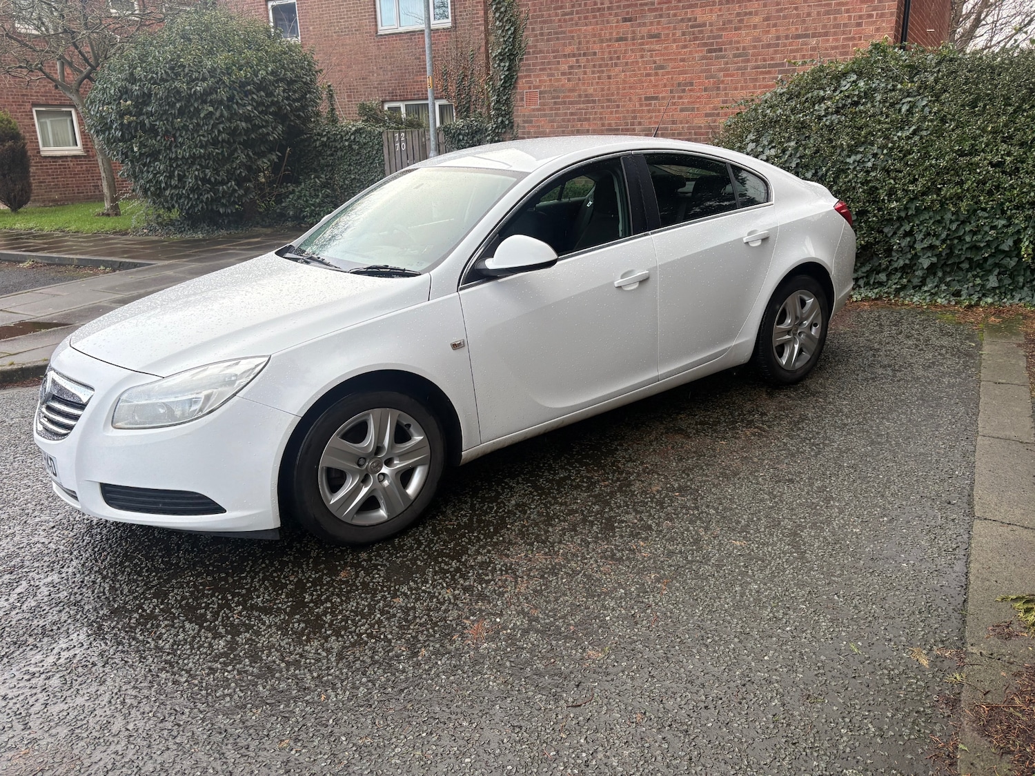 Used Vauxhall Insignia 2011 for sale - 77398468: Photo 1