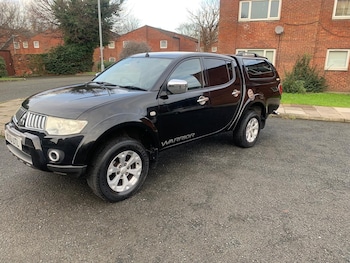 Used Mitsubishi L200 2010 for sale - 76807217: Photo