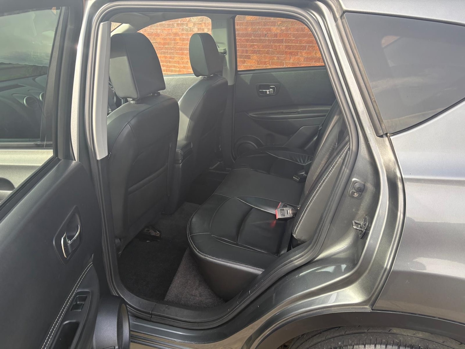 Used Nissan Qashqai 2011 for sale - 77774690: Photo 11