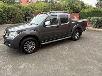 Used Nissan Navara 2015 for sale - 79571183: Photo
