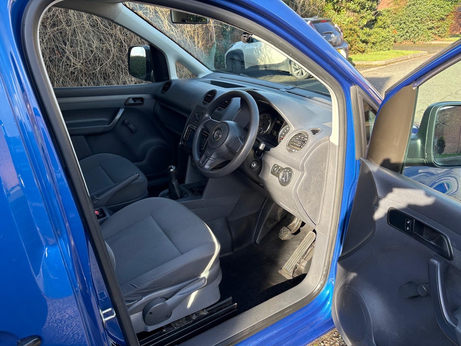 Used Volkswagen Caddy Maxi 2014 for sale - 77555174: Photo 9