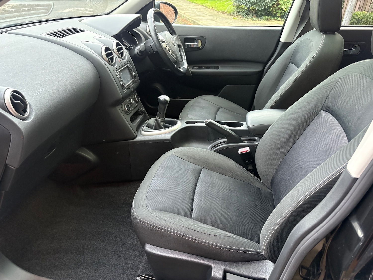 Used Nissan Qashqai 2012 for sale - 76652777: Photo 9