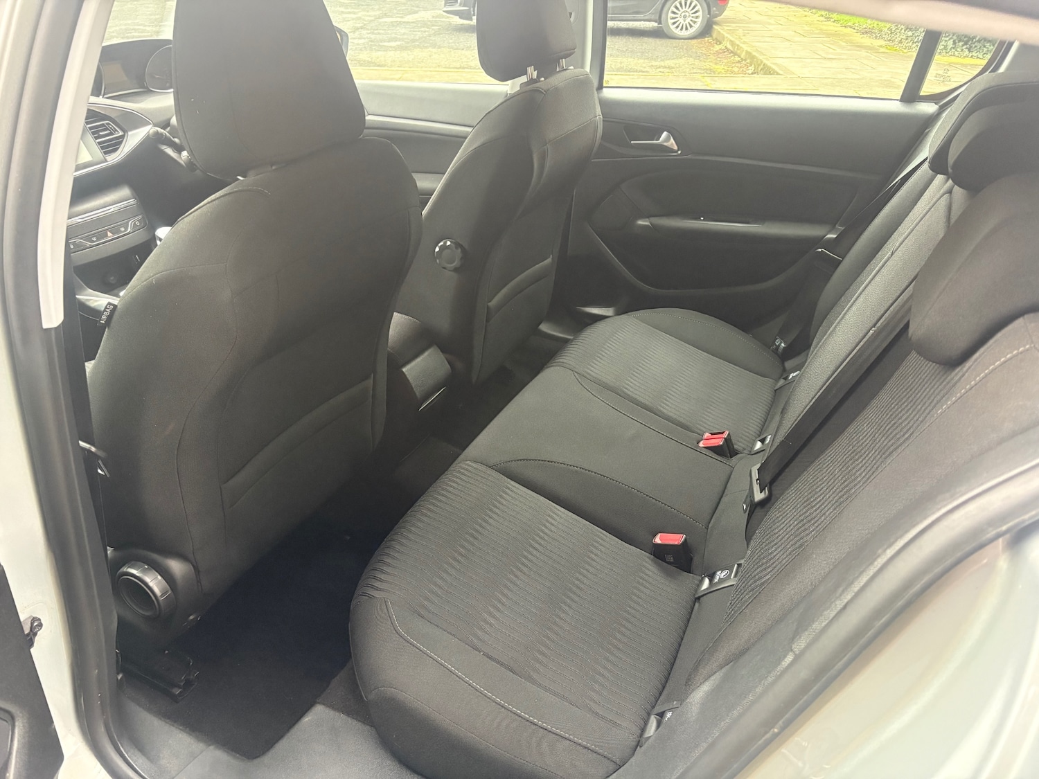 Used Peugeot 308 2014 for sale - 77616310: Photo 10