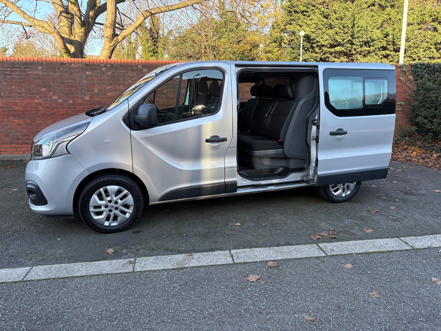 Used Renault Trafic 2017 for sale - 76626753: Photo 6