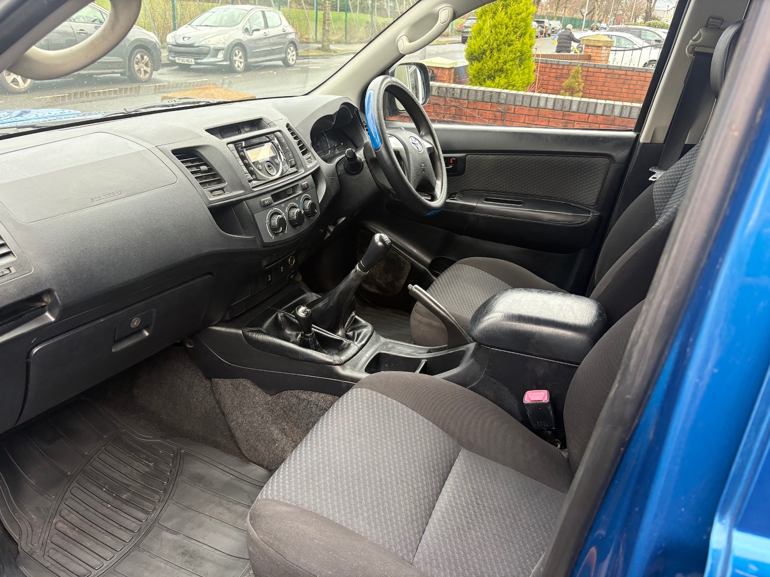 Used Toyota Hilux 2015 for sale - 77618922: Photo 10