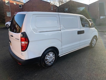 Used Hyundai Iload 2010 for sale - 76777770: Photo