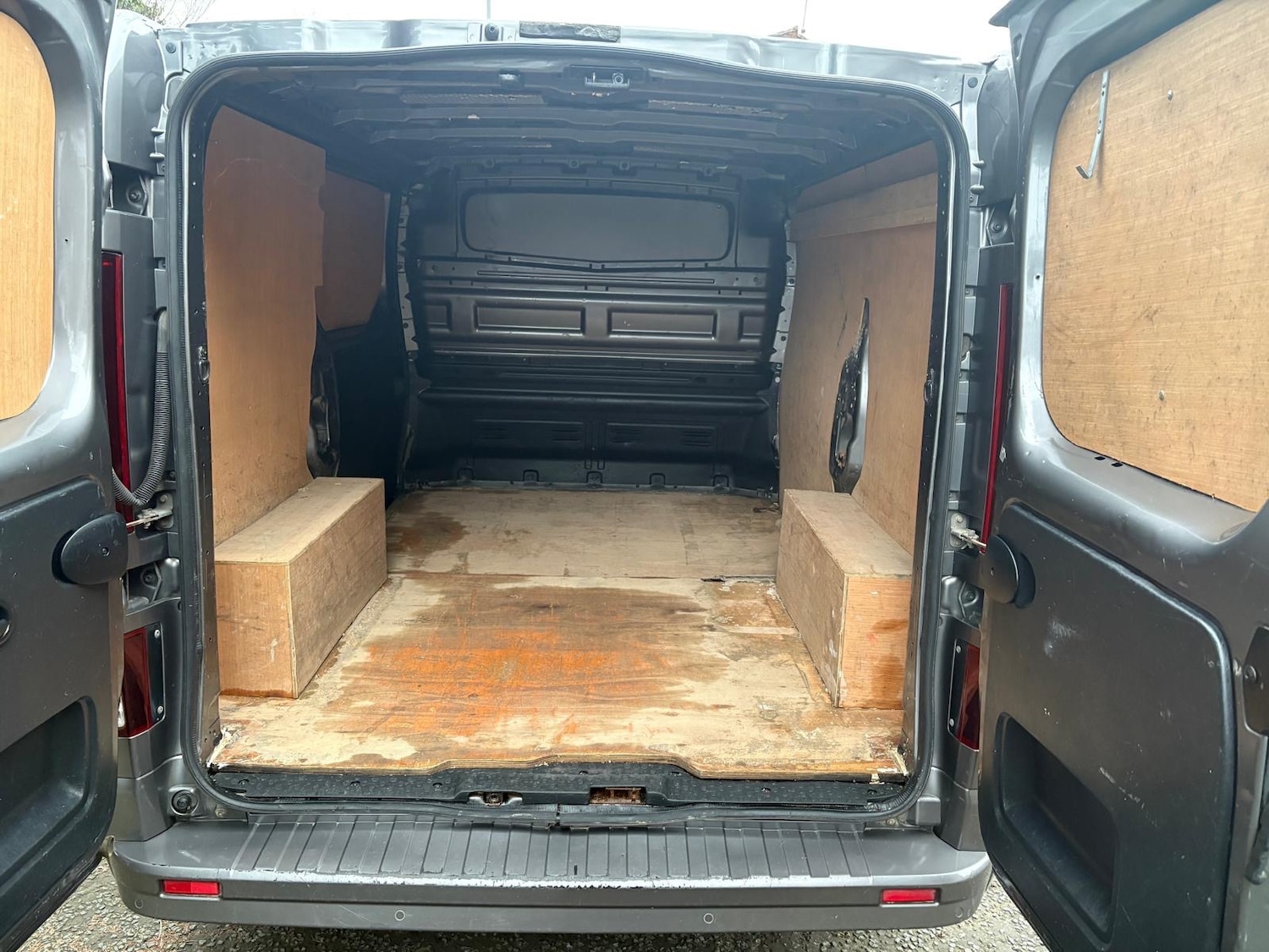 Used Vauxhall Vivaro 2017 for sale - 77591832: Photo 17