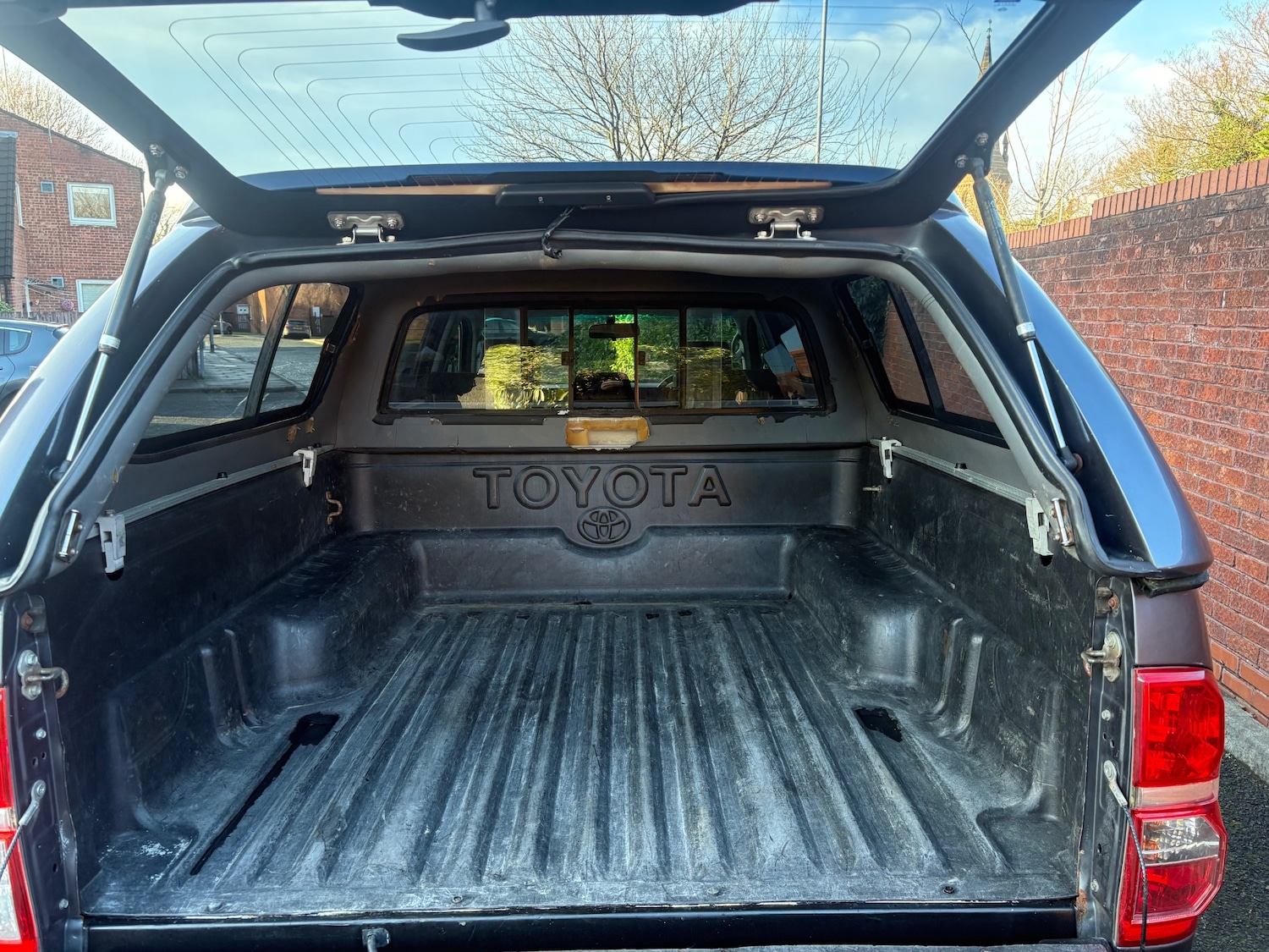 Used Toyota Hilux 2012 for sale - 77223349: Photo 15