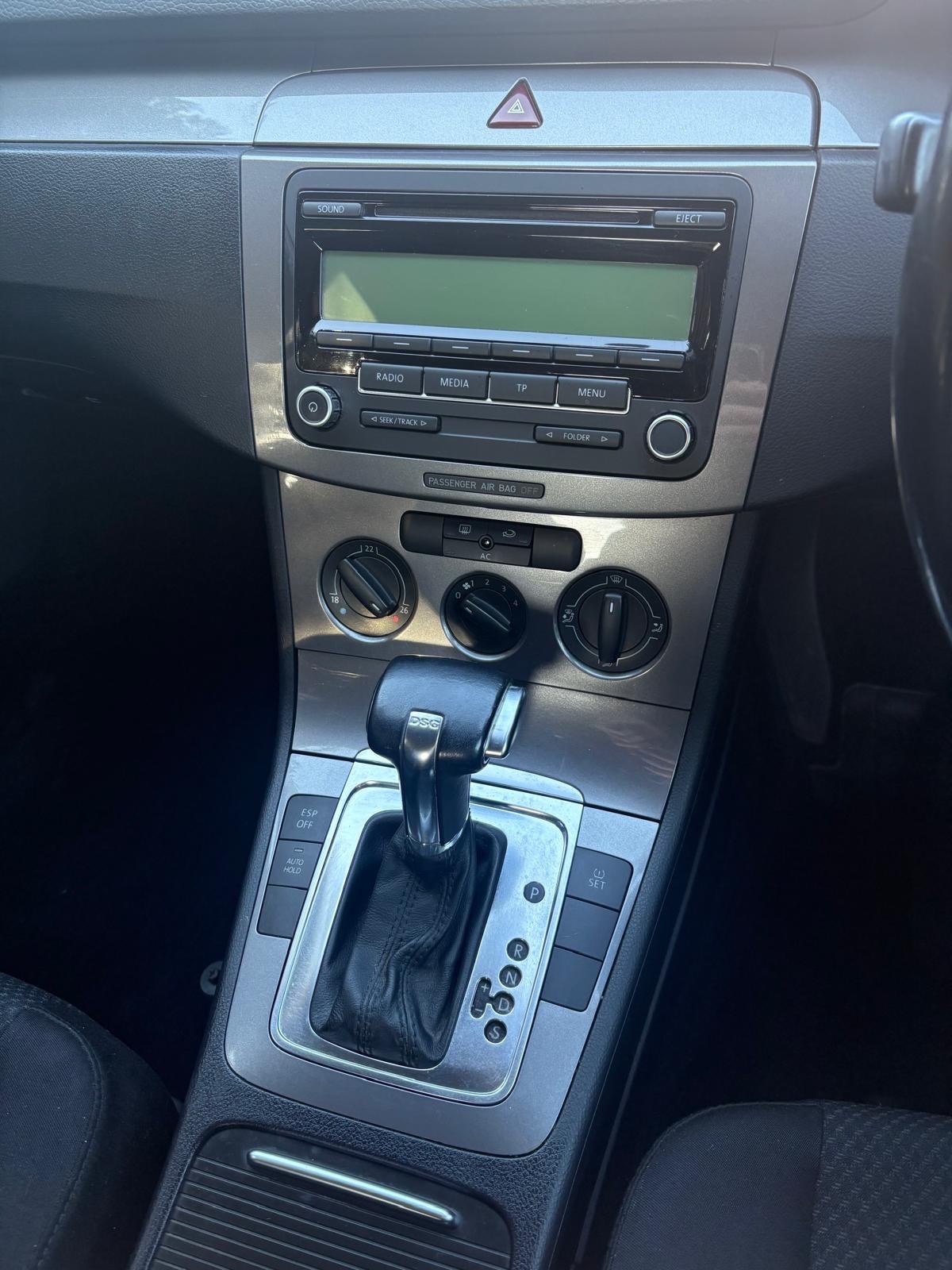 Used Volkswagen Passat 2010 for sale - 77917823: Photo 11