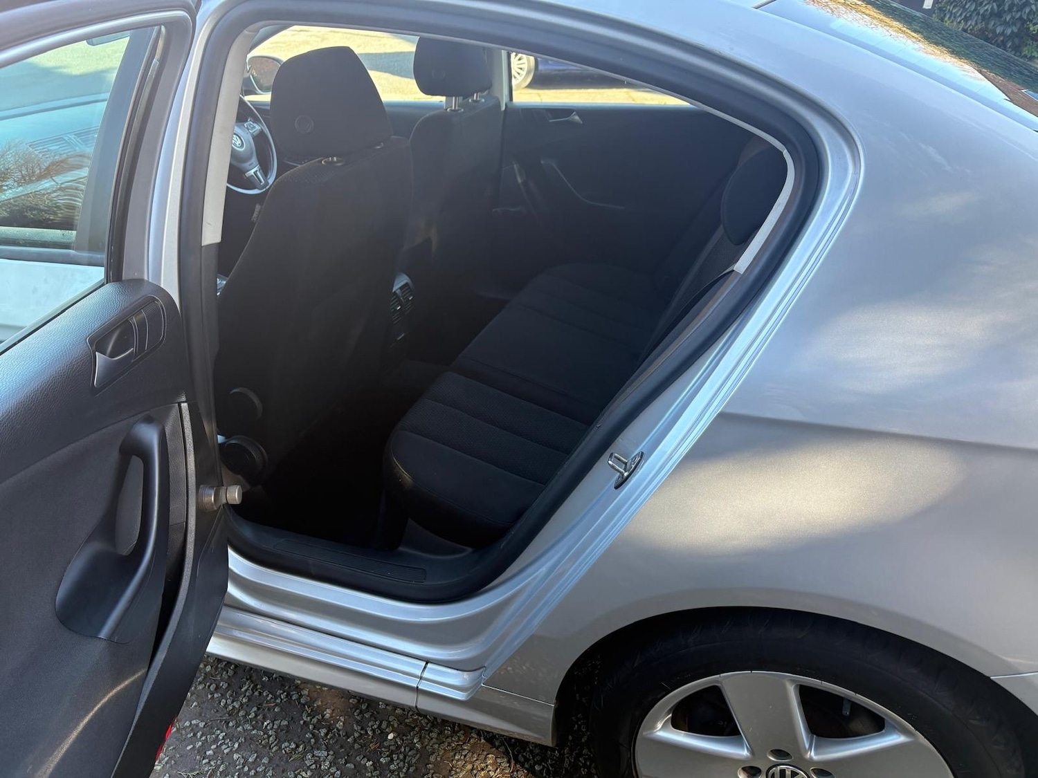 Used Volkswagen Passat 2010 for sale - 77917823: Photo 12