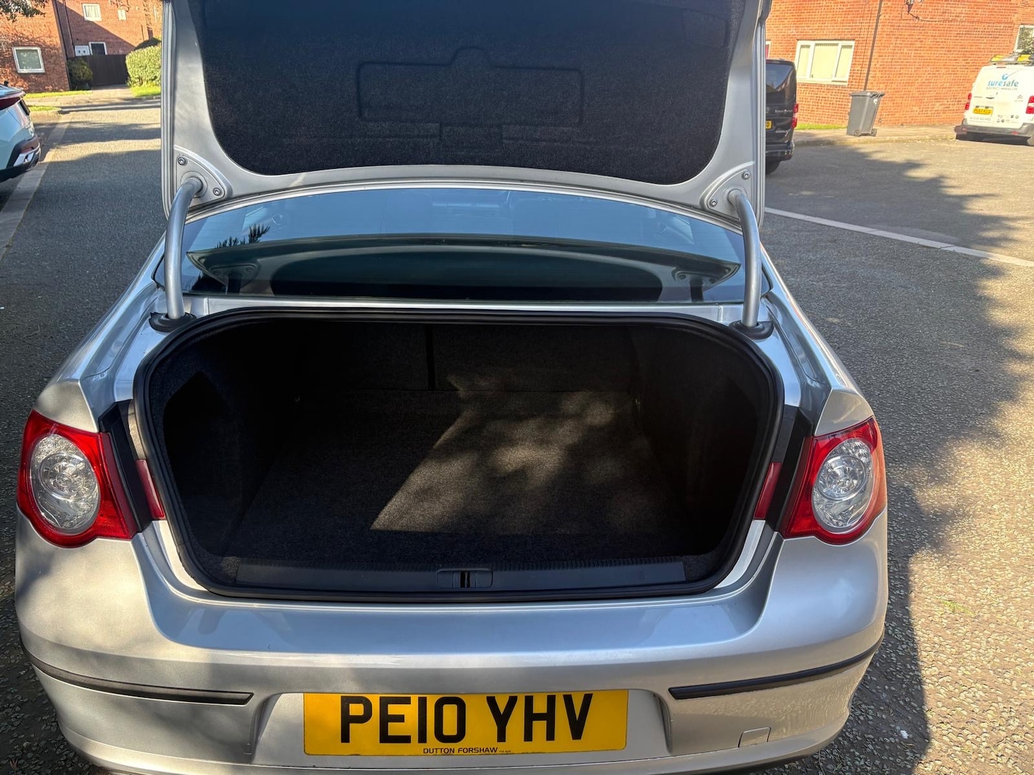 Used Volkswagen Passat 2010 for sale - 77917823: Photo 15