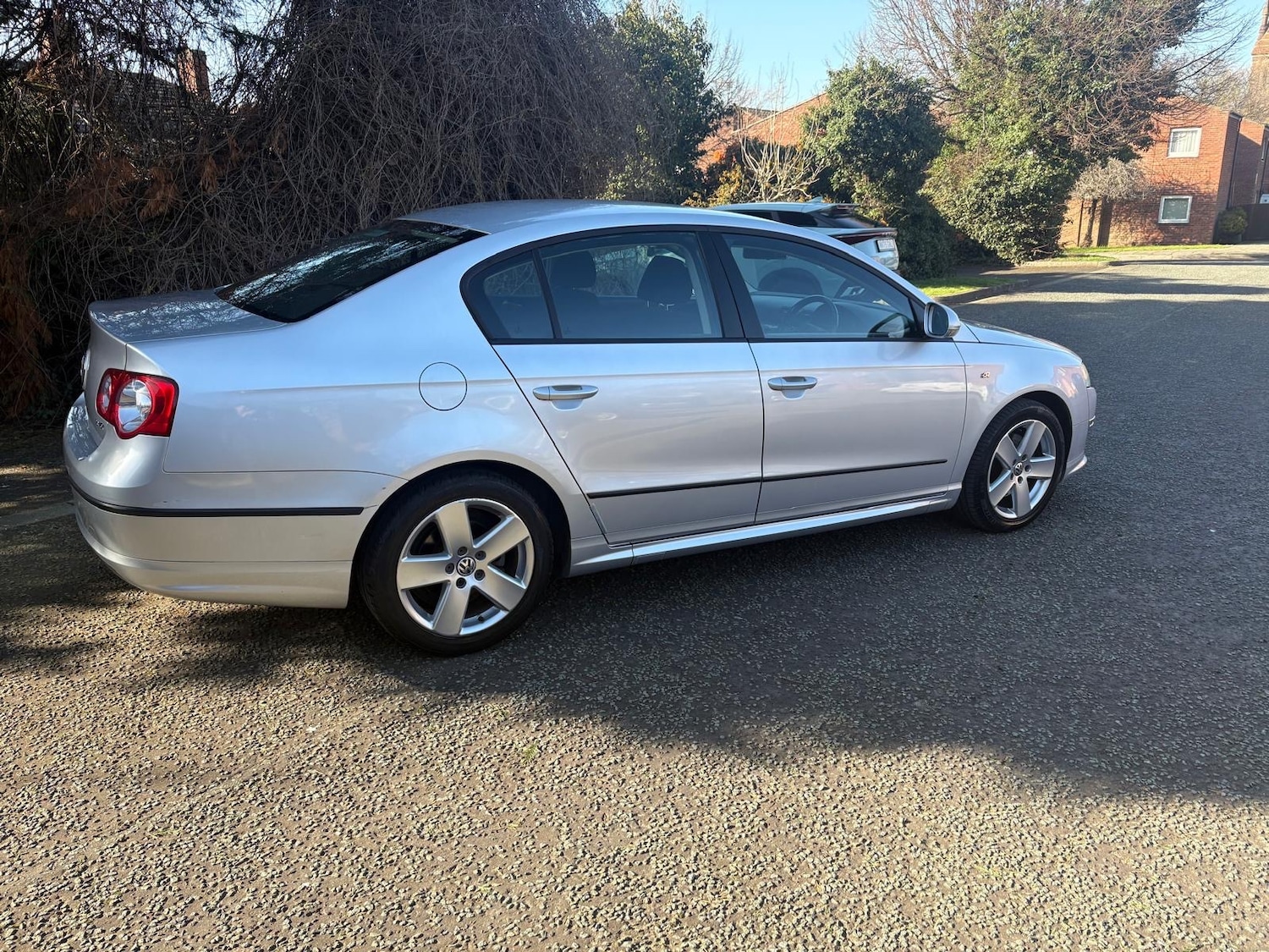 Used Volkswagen Passat 2010 for sale - 77917823: Photo 2