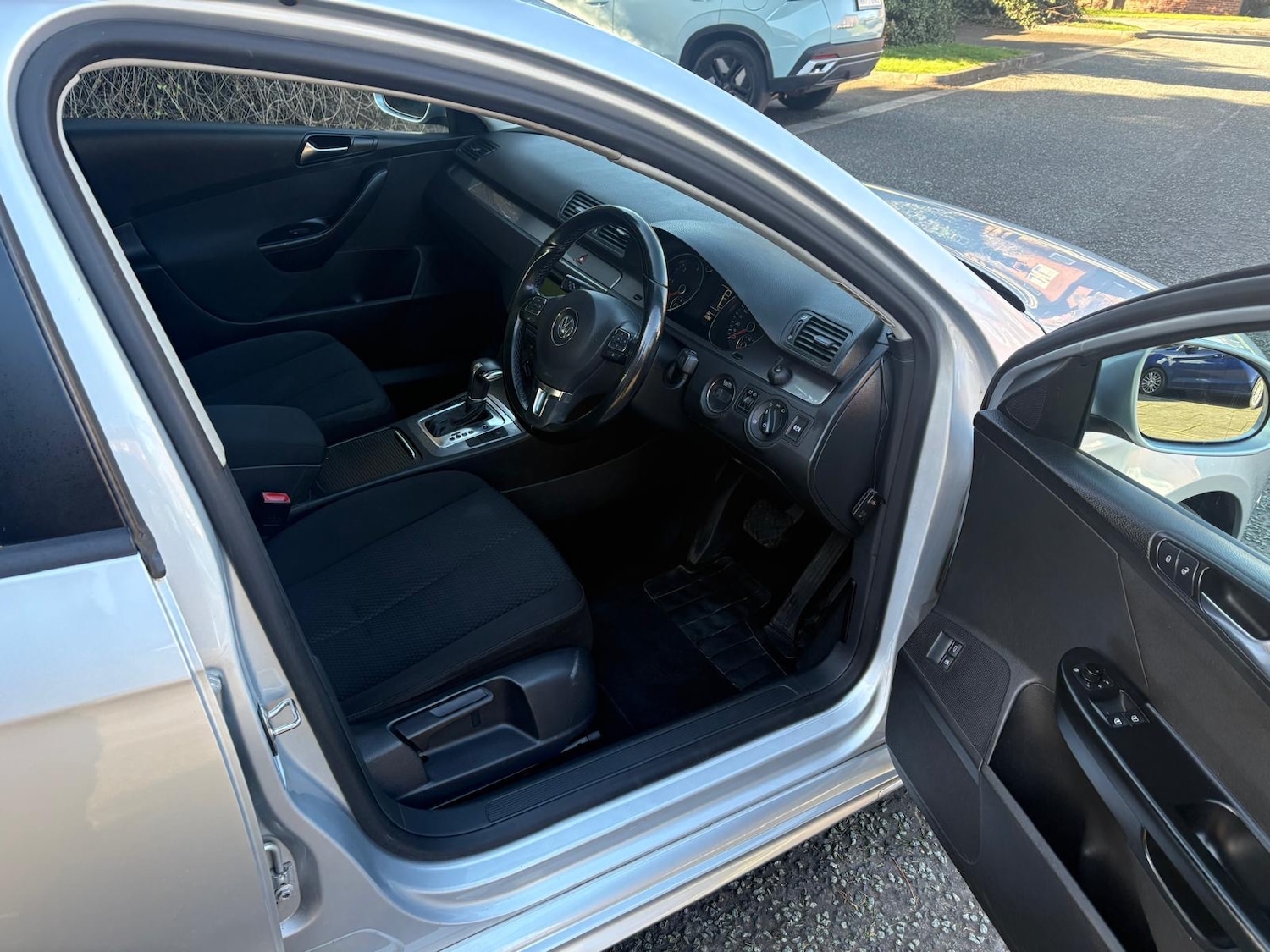 Used Volkswagen Passat 2010 for sale - 77917823: Photo 9