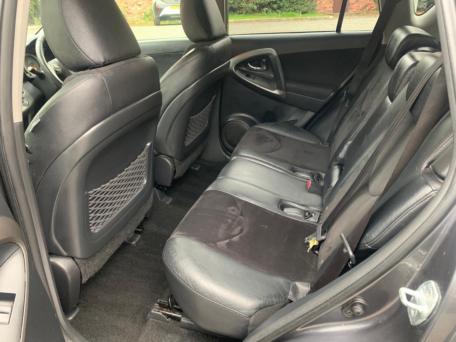 Used Toyota RAV4 2012 for sale - 76292283: Photo 11