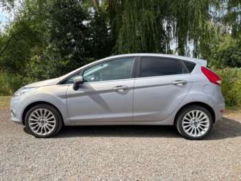 Used Ford Fiesta 2011 for sale - 75122115: Photo