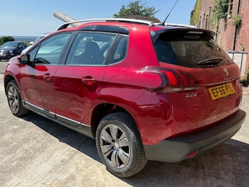 Used Peugeot 2008 2016 for sale - 79313969: Photo