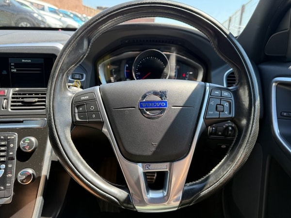 Used Volvo XC60 2015 for sale - 75134845: Photo 28
