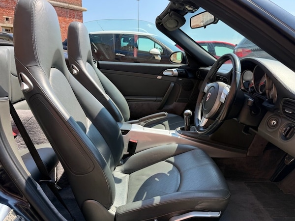 Used Porsche 911 2006 for sale - 74893540: Photo 13
