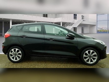 Used Ford Fiesta 2020 for sale - 77627421: Photo