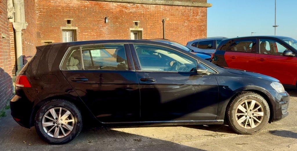 Used Volkswagen Golf 2014 for sale - 77976461: Photo 3