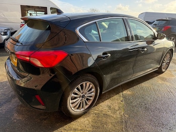 Used Ford Focus 2019 for sale - 77693371: Photo