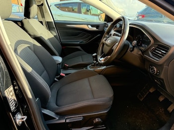 Used Ford Focus 2019 for sale - 77693371: Photo