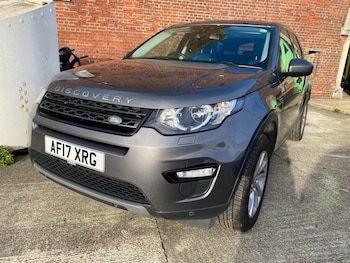 2017 (17) - 2.0 TD4 SE Tech SUV 5dr Diesel Auto 4WD Euro 6 (s/s) (180 ps)