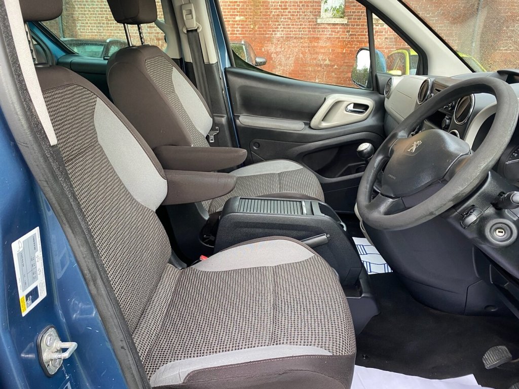 Used Peugeot Partner Tepee 2015 for sale - 76510201: Photo 10