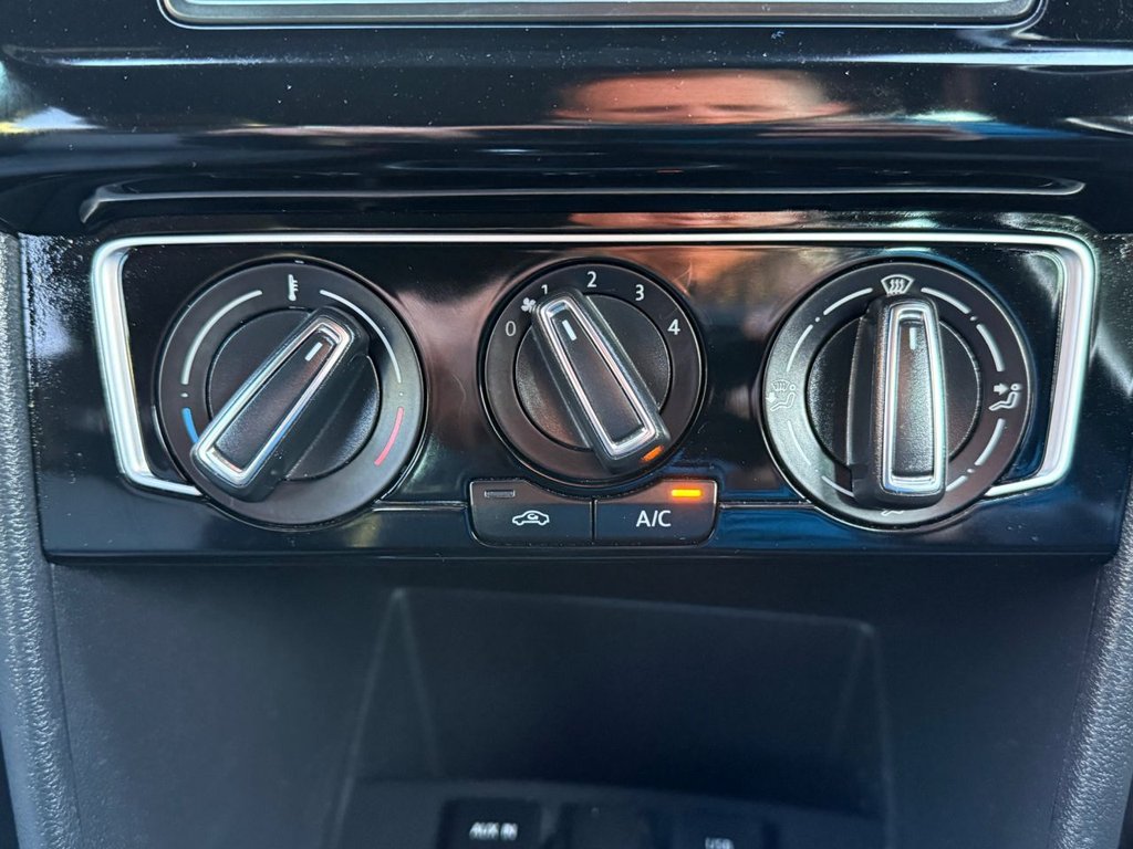 Used Volkswagen Polo 2017 for sale - 77719965: Photo 13