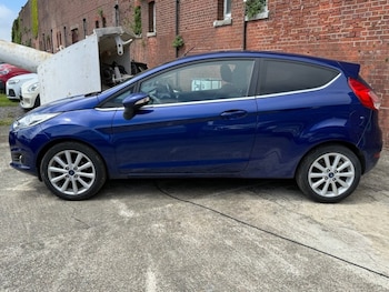 Used Ford Fiesta 2016 for sale - 78887379: Photo
