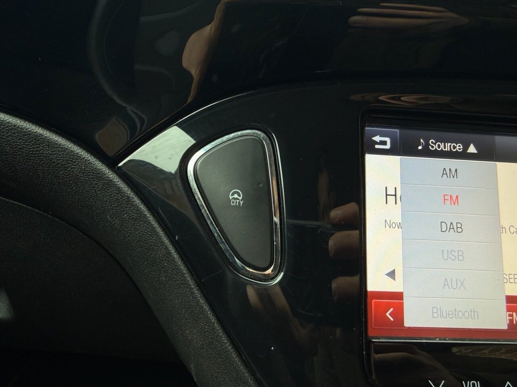 Used Vauxhall ADAM 2014 for sale - 78110976: Photo 17