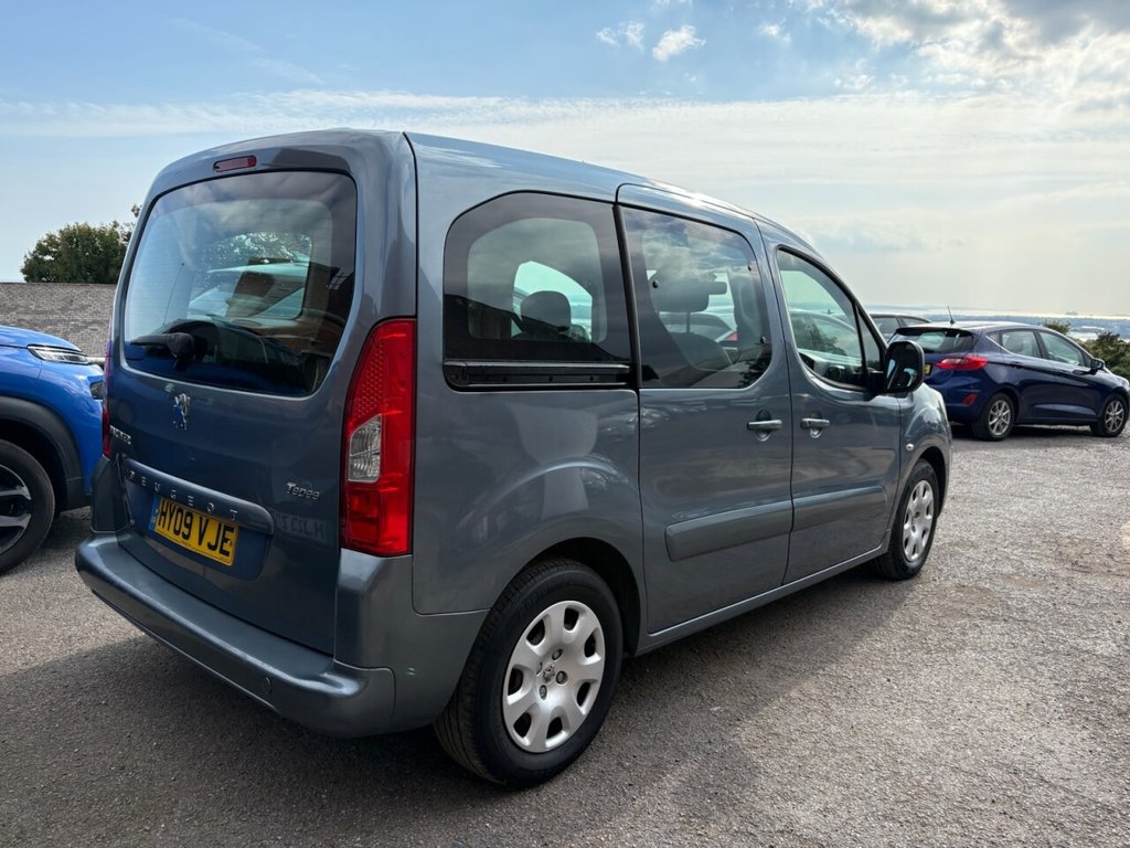 Vehicle 44