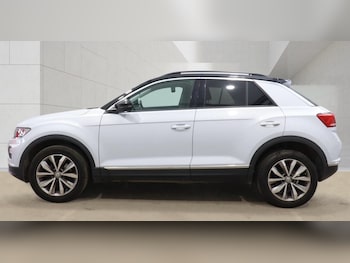 Used Volkswagen T-Roc 2018 for sale - 78515086: Photo