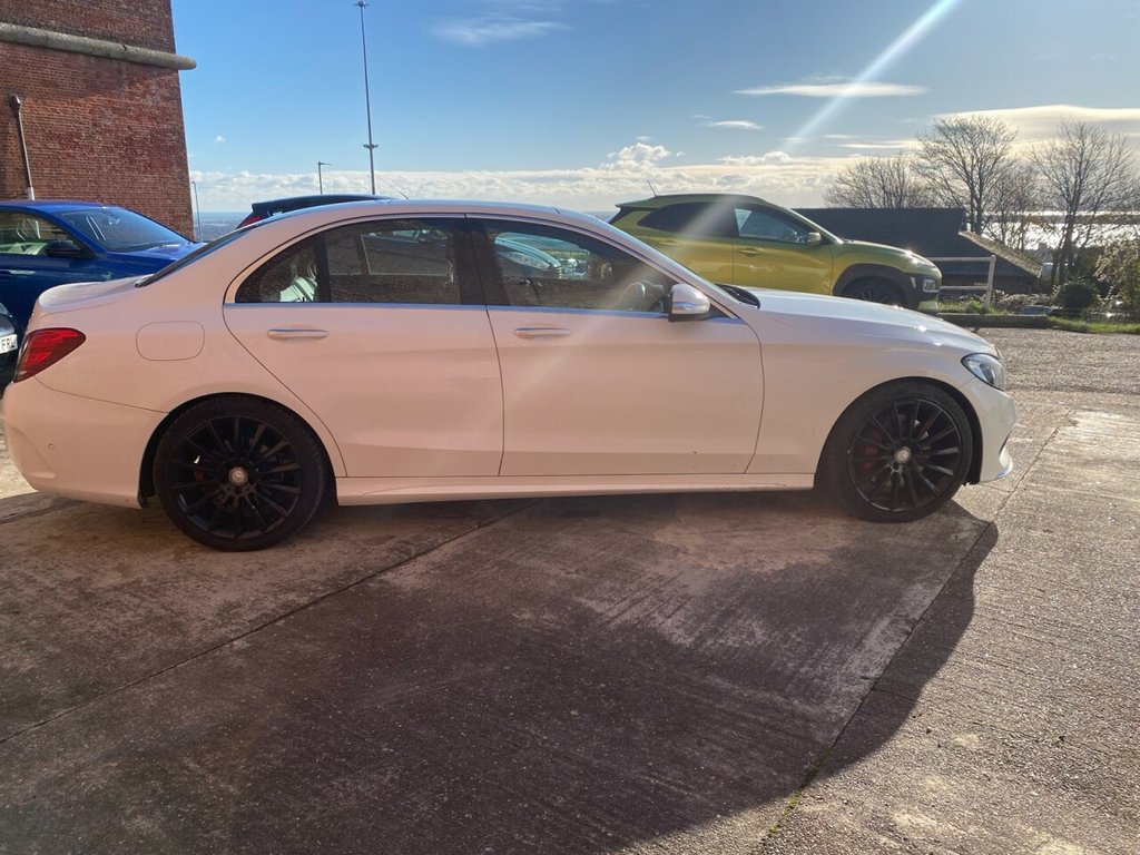 Used Mercedes-Benz C Class 2015 for sale - 76617733: Photo 4