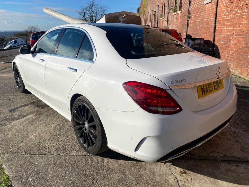 Used Mercedes-Benz C Class 2015 for sale - 76617733: Photo 5