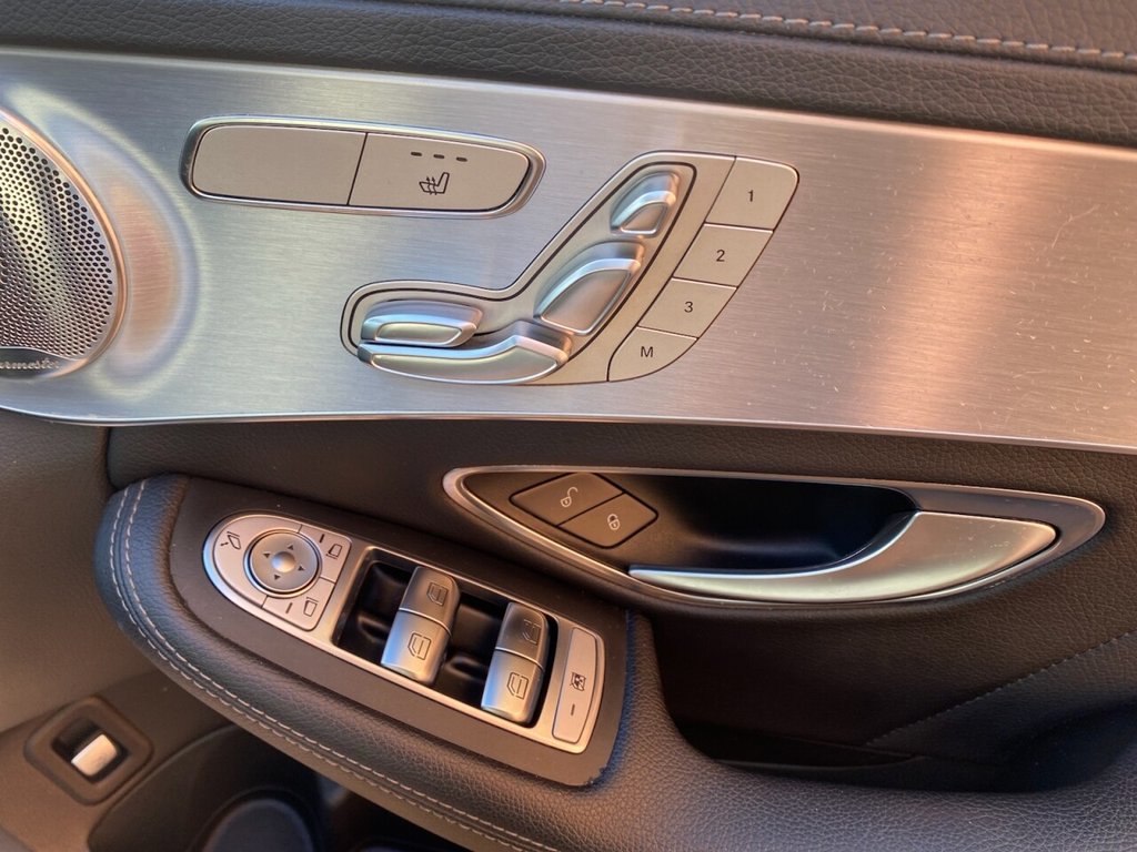 Used Mercedes-Benz C Class 2015 for sale - 76617733: Photo 8