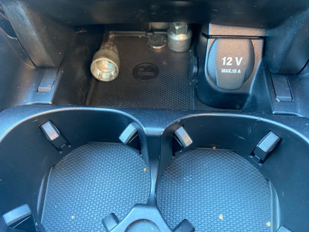 Used Mercedes-Benz C Class 2015 for sale - 76617733: Photo 9