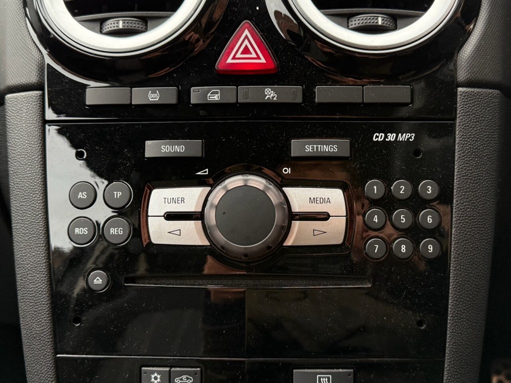 Used Vauxhall Corsa 2014 for sale - 76445740: Photo 40