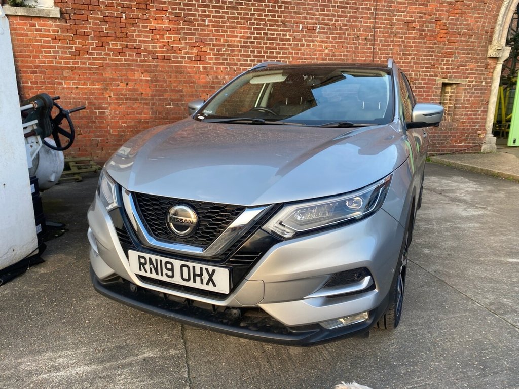 Used Nissan Qashqai 2019 for sale - 77765308: Photo 2